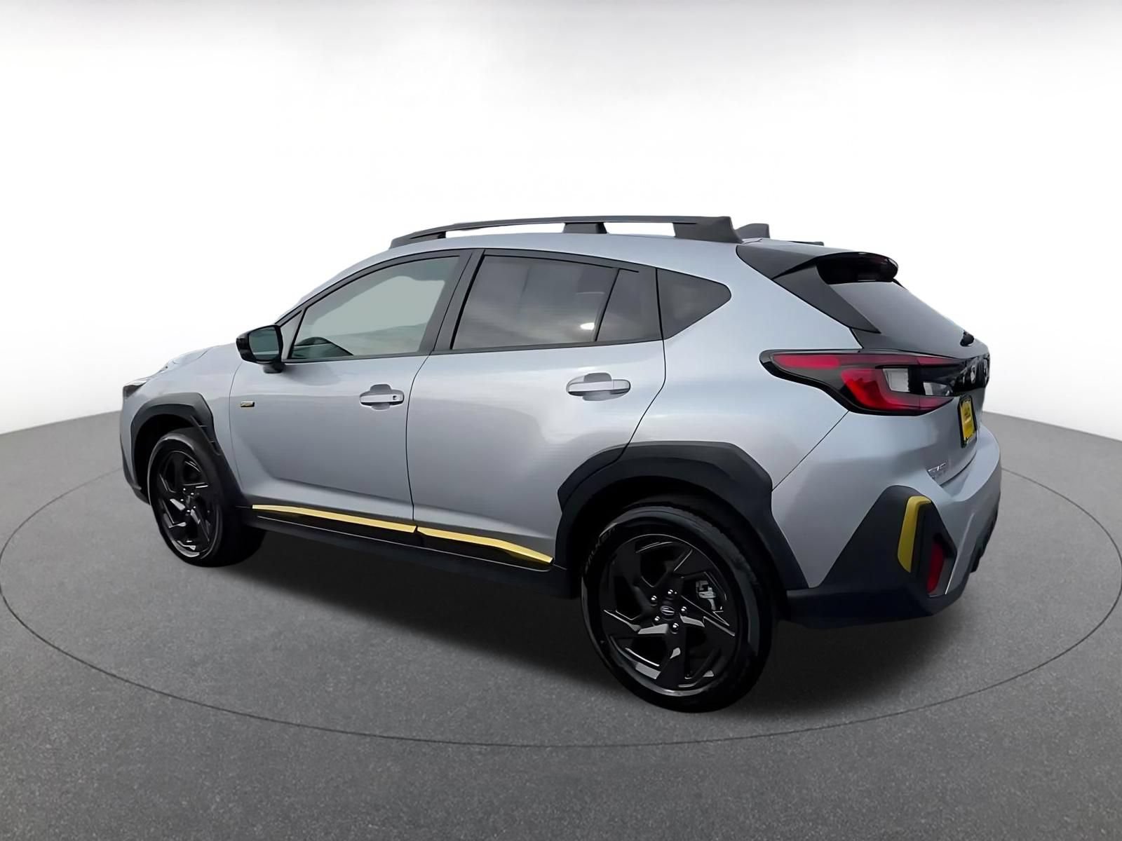 Used 2025 Subaru Crosstrek 2.5i Sport AWD/4WD image 9