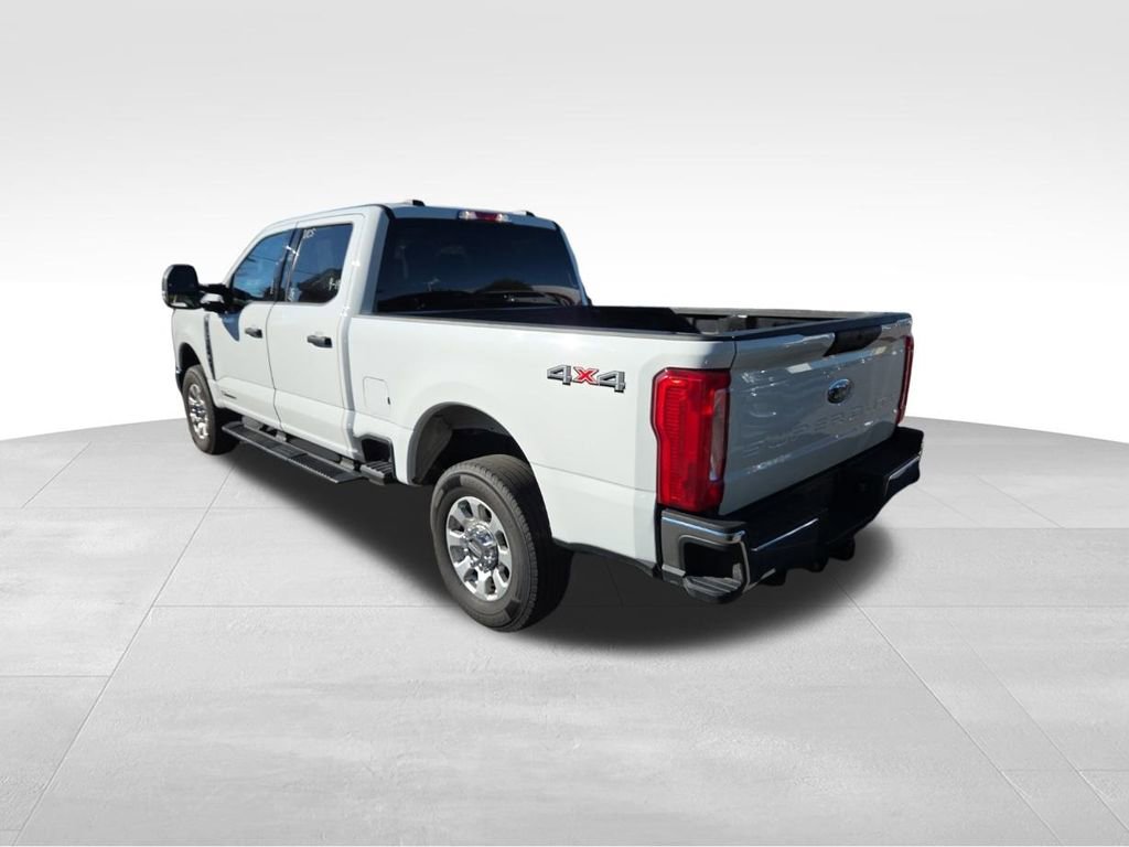 Used 2024 Ford F250 XLT image 14