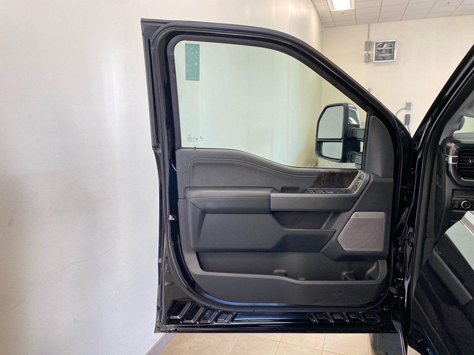 New 2026 Ford F350 Lariat w/ Lariat Ultimate Package AWD/4WD image 44