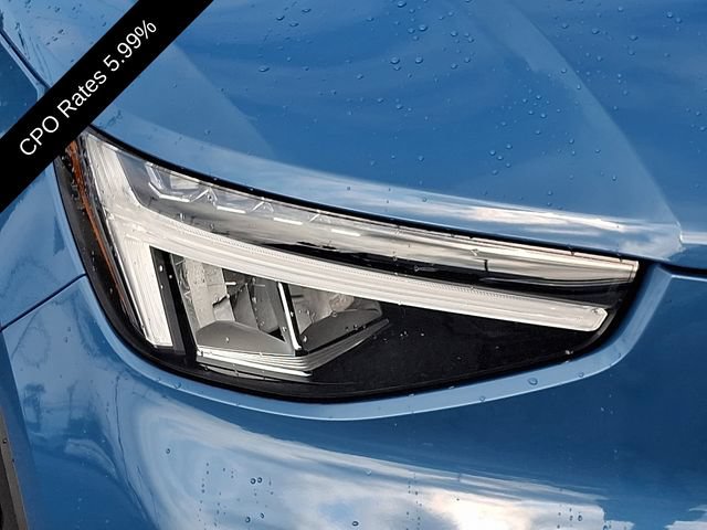 Certified 2023 Volvo XC40 B5 Plus w/ Driver Assist Package AWD/4WD image 11
