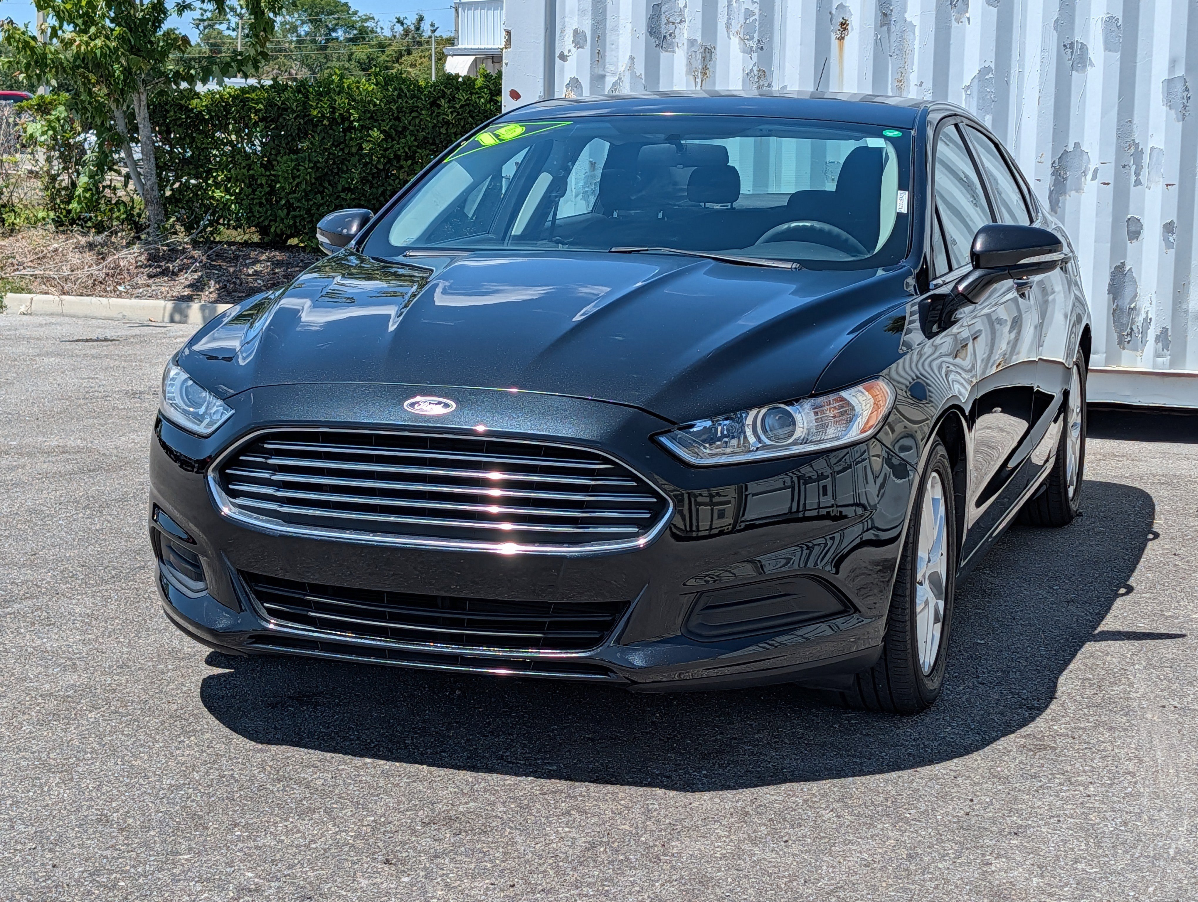 Used 2015 Ford Fusion SE FWD image 7