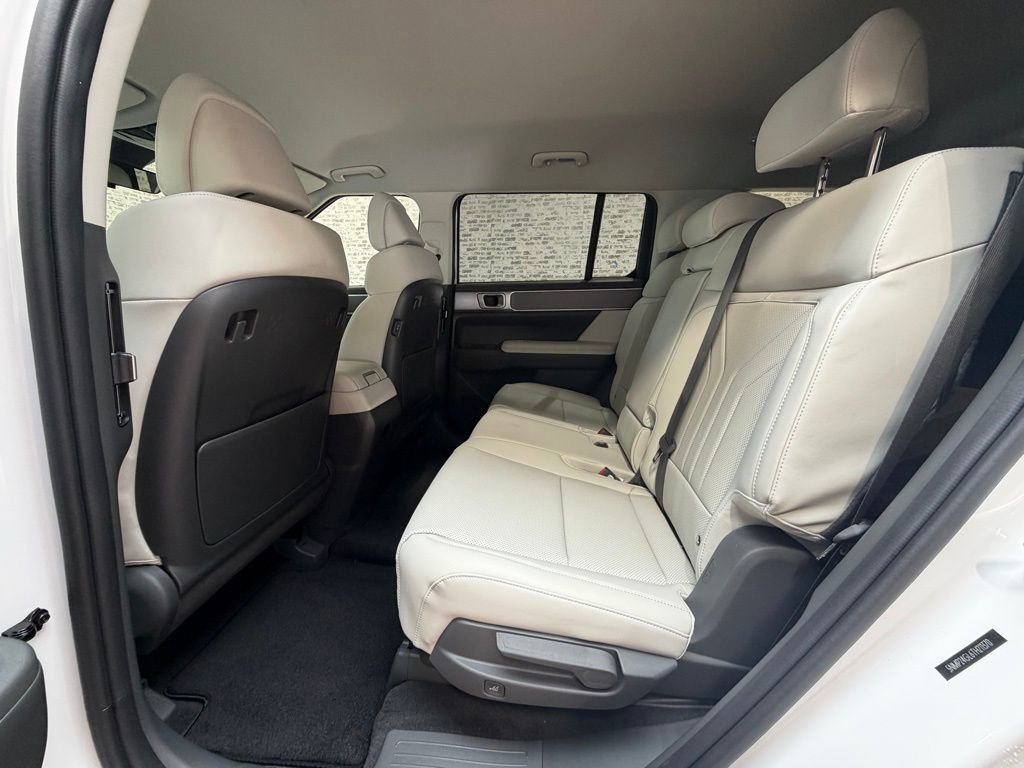 New 2026 Hyundai Santa Fe SEL FWD image 12