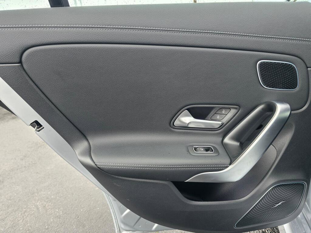 Certified 2025 Mercedes-Benz CLA 35 AMG 4MATIC image 19