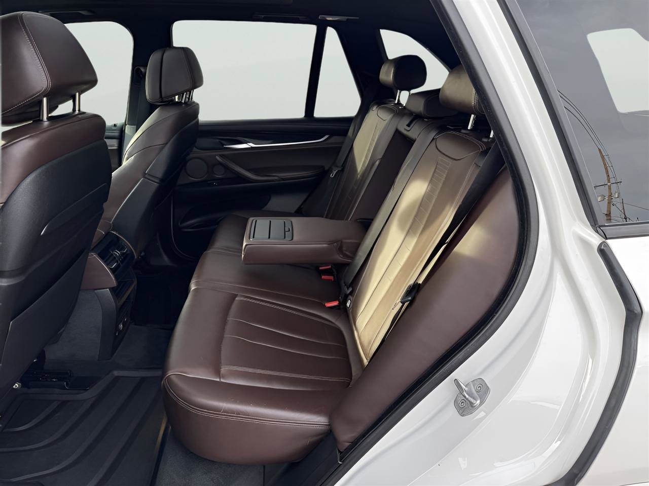 Used 2014 BMW X5 xDrive35i image 16