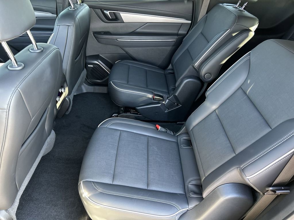 Used 2025 Buick Enclave Preferred image 25