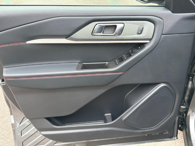 New 2027 Ford Explorer ST-Line RWD image 11