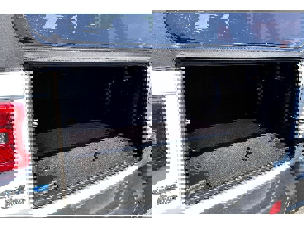 Used 2022 Jeep Wrangler Unlimited Sahara image 10