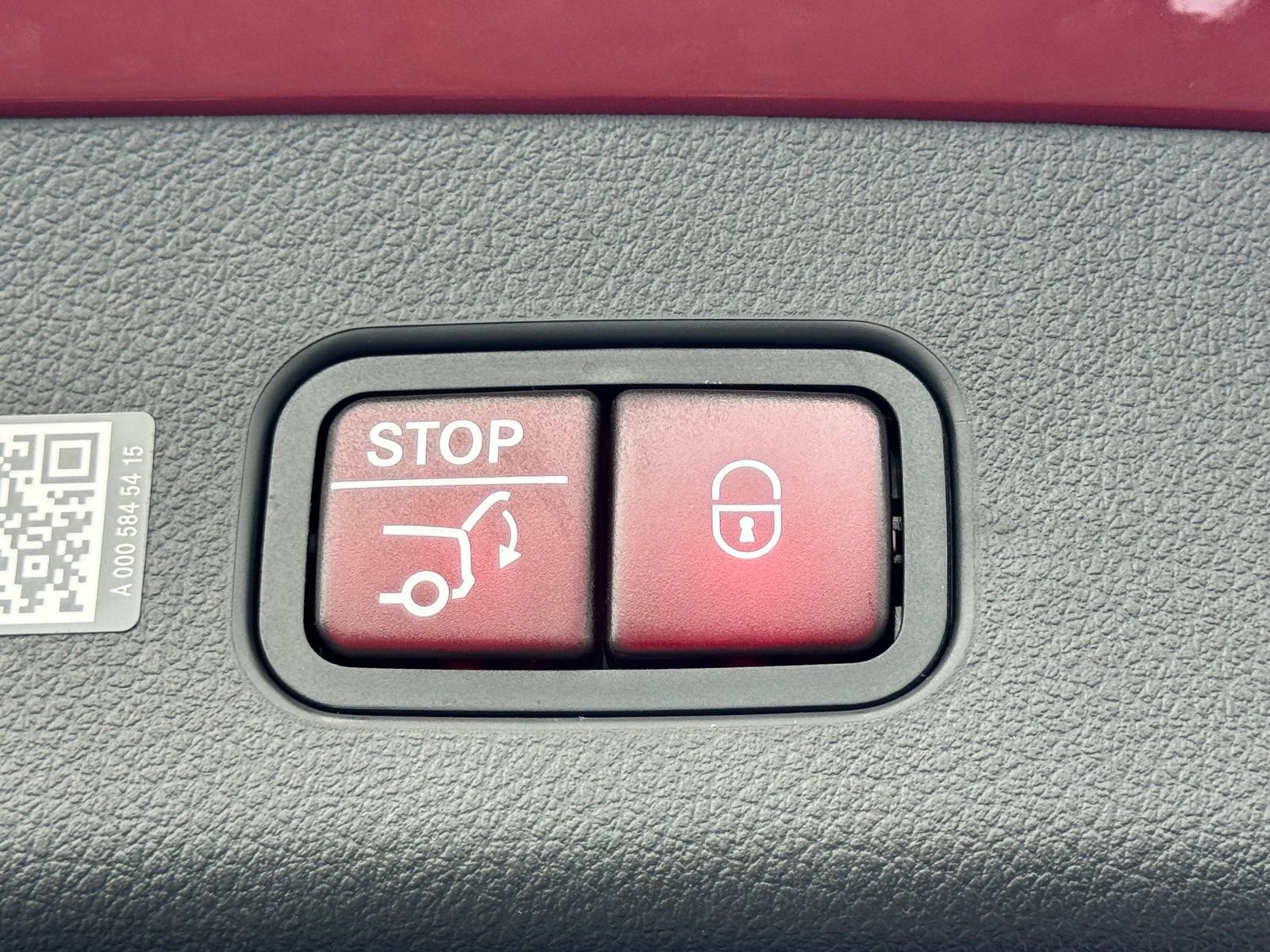 New 2025 Mercedes-Benz GLC 300 4MATIC image 16