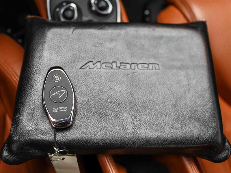Used 2016 McLaren 570S Coupe RWD image 45