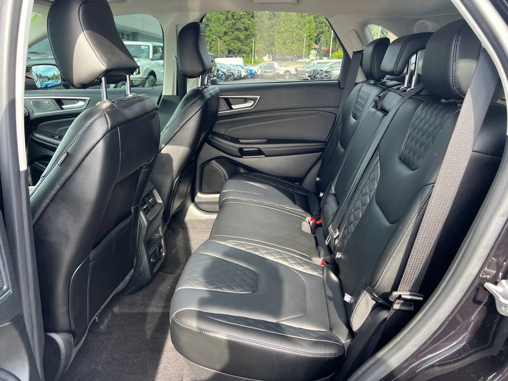 Certified 2023 Ford Edge Titanium AWD/4WD image 16