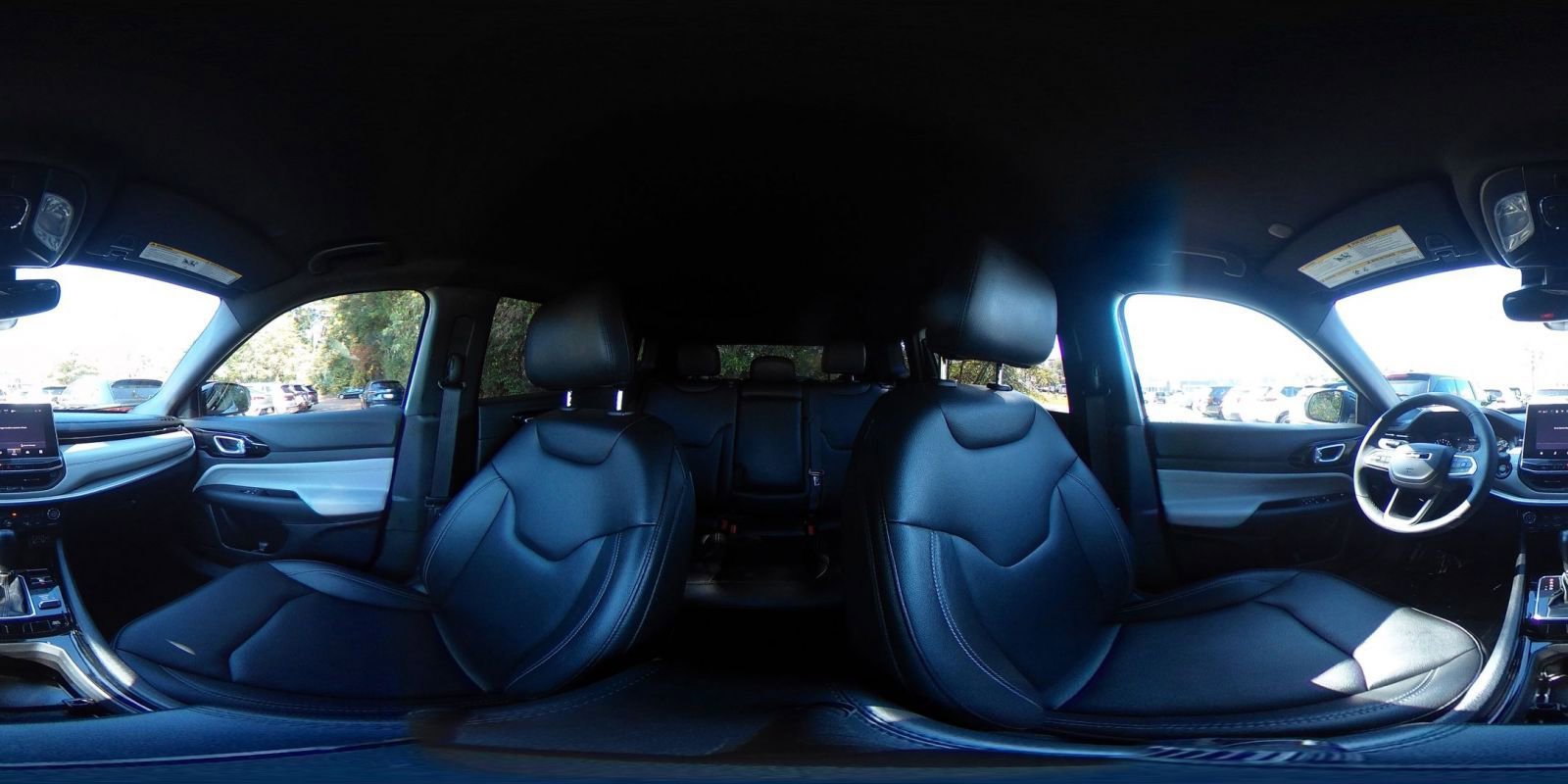 Used 2025 Jeep Compass Limited image 42