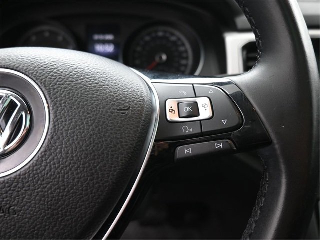 Used 2018 Volkswagen Atlas SEL image 2