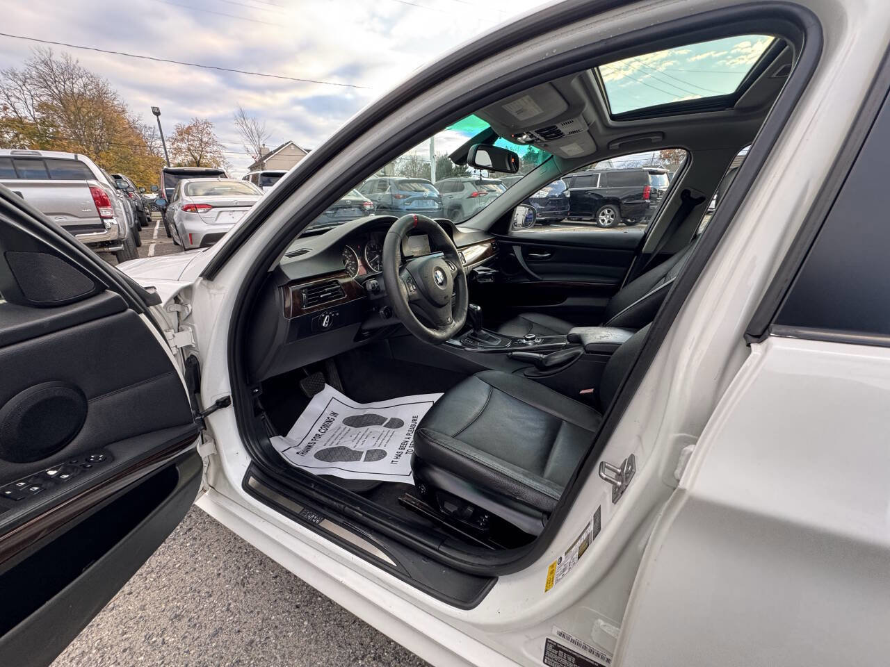 Used 2011 BMW 335i 335i 4dr Sedan image 35