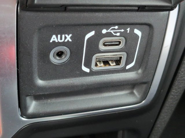Used 2025 Jeep Gladiator Sport AWD/4WD image 21