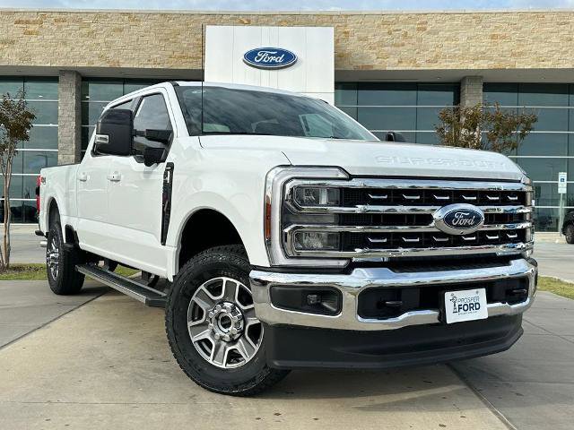 New 2026 Ford F250 Lariat w/ FX4 Off-Road Package