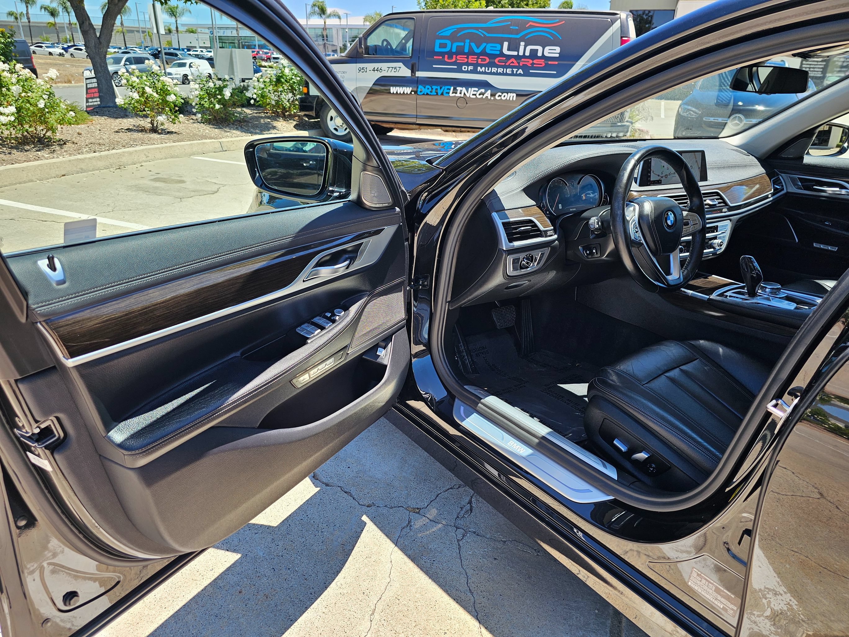 Used 2018 BMW 740i RWD image 17