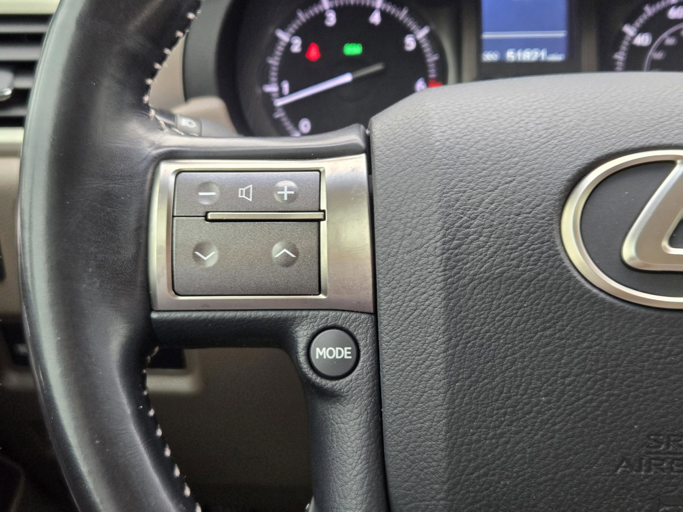 Used 2018 Lexus GX 460 Premium w/ Premium Package AWD/4WD image 27