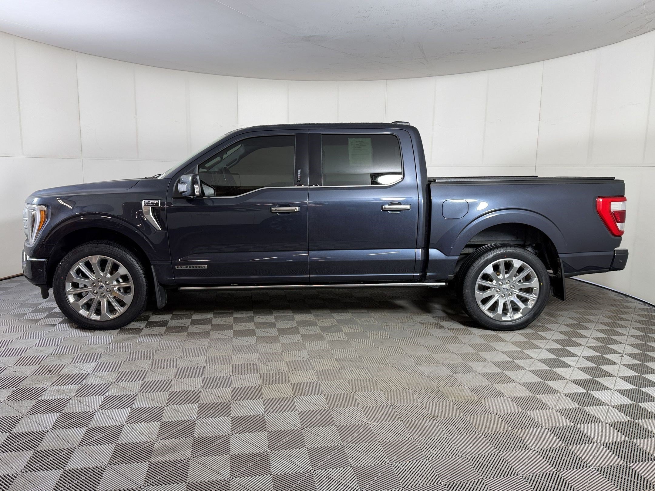 Used 2022 Ford F150 Limited AWD/4WD image 2