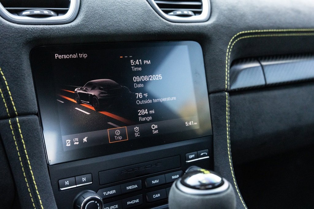 Used 2024 Porsche 718 Cayman GT4 RS w/ Weissach Package image 40