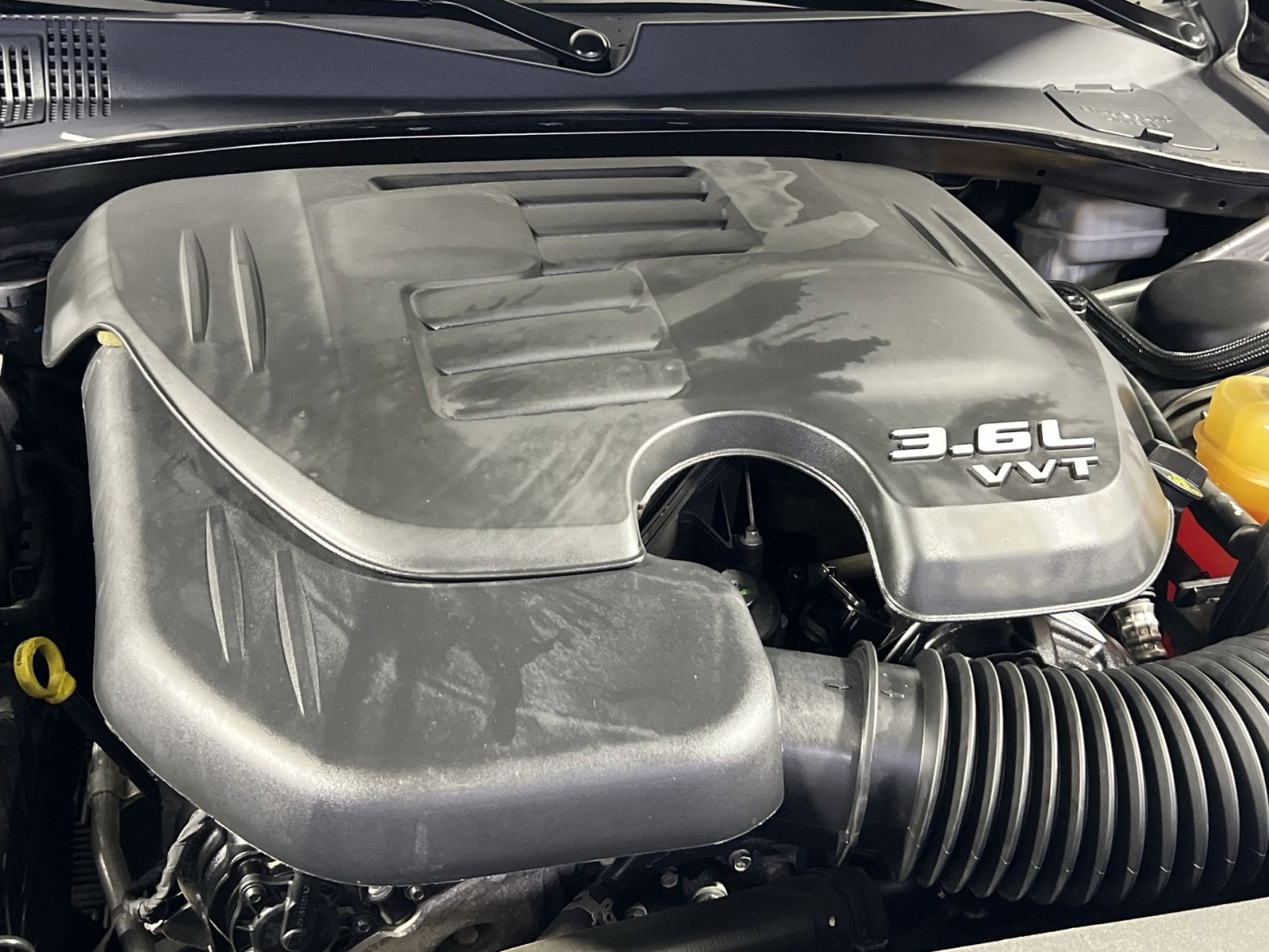 Used 2012 Chrysler 300 Limited image 29