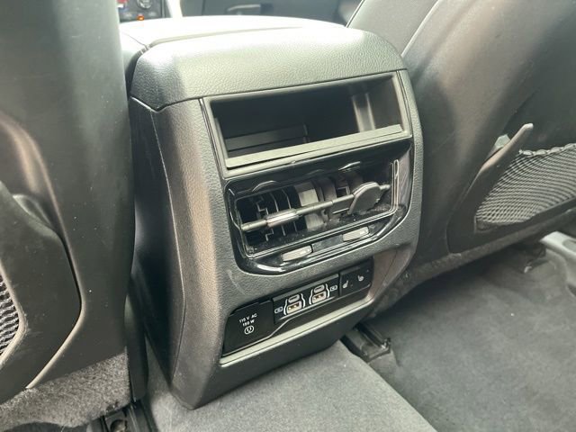 Used 2023 Jeep Grand Cherokee 4WD 4xe image 34