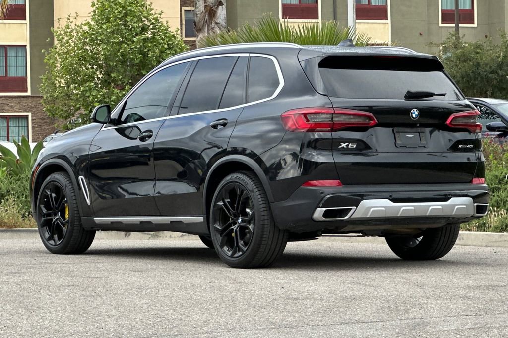 Used 2020 BMW X5 xDrive40i w/ Premium Package image 5