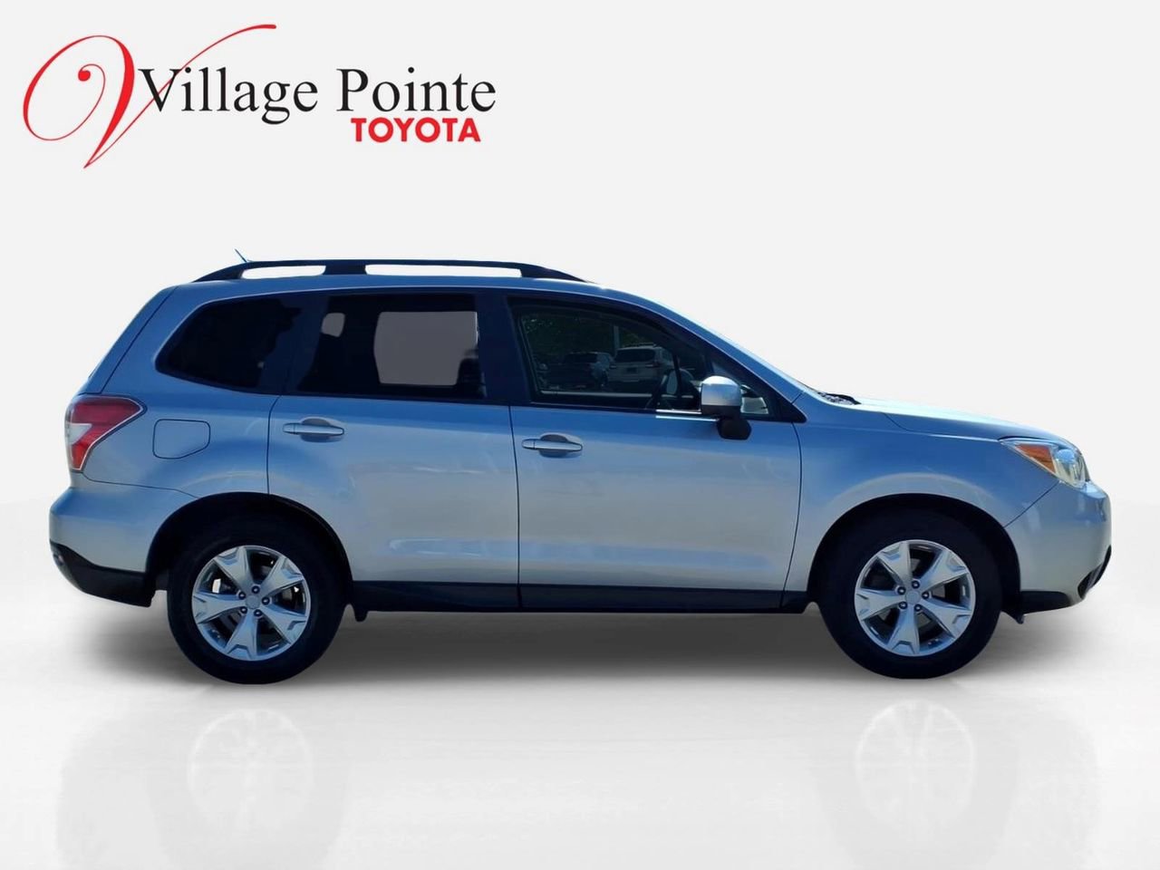 Used 2015 Subaru Forester 2.5i Premium w/ All-Weather Package AWD/4WD image 8