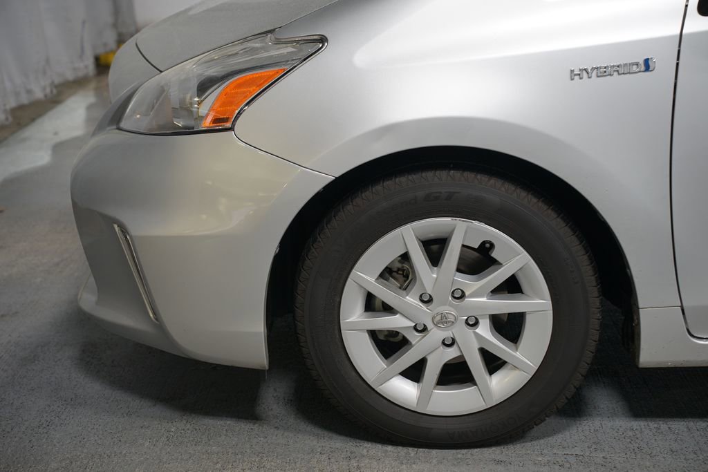 Used 2012 Toyota Prius V Three image 5