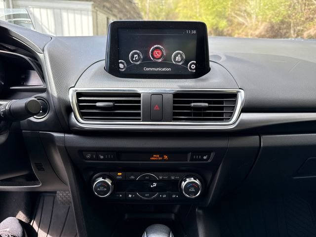Used 2017 MAZDA MAZDA3 Grand Touring w/ Premium Equipment Package image 24