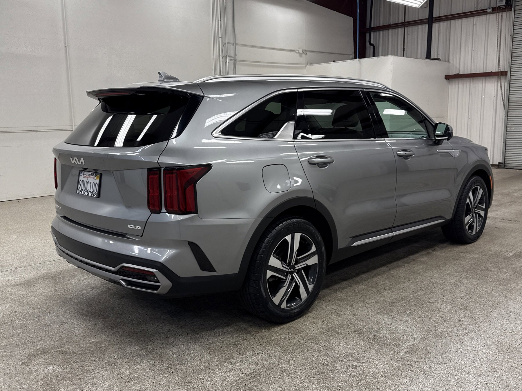 Used 2023 Kia Sorento SX Prestige image 24