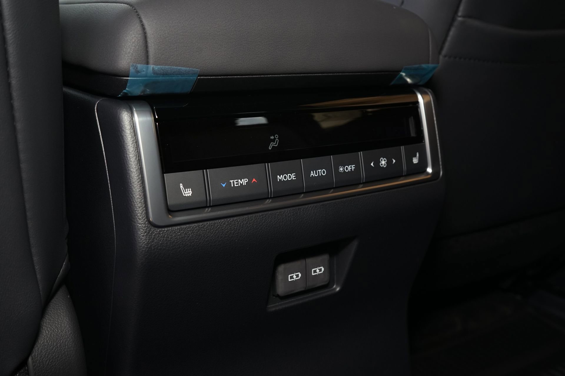 Used 2026 Lexus GX 550 w/ Accessory Package (ZB) image 14