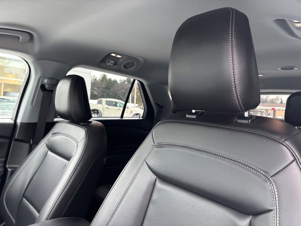 Used 2023 Ford Explorer XLT w/ Equipment Group 202A image 14