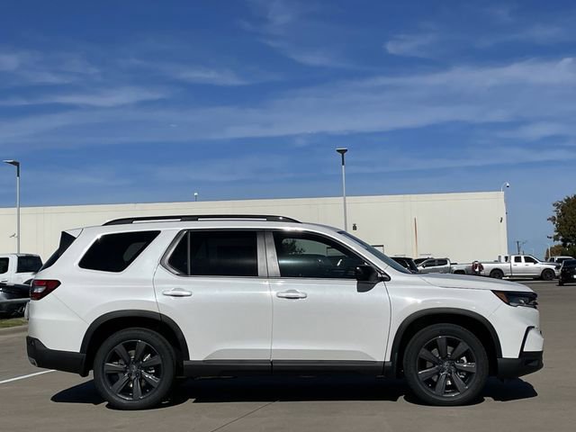New 2025 Honda Pilot Sport image 3