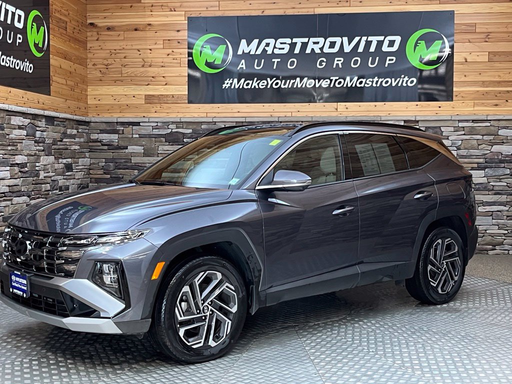 Used 2025 Hyundai Tucson Limited AWD/4WD image 12