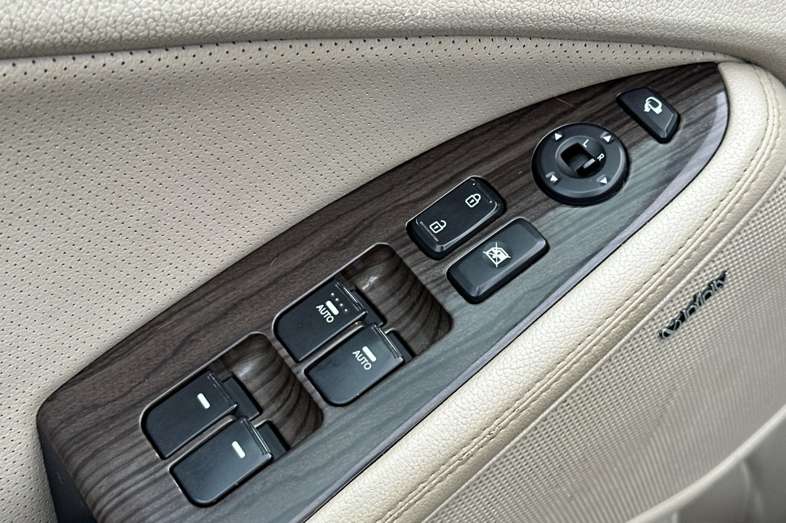 Used 2013 Kia Optima EX w/ Premium Pkg FWD image 12