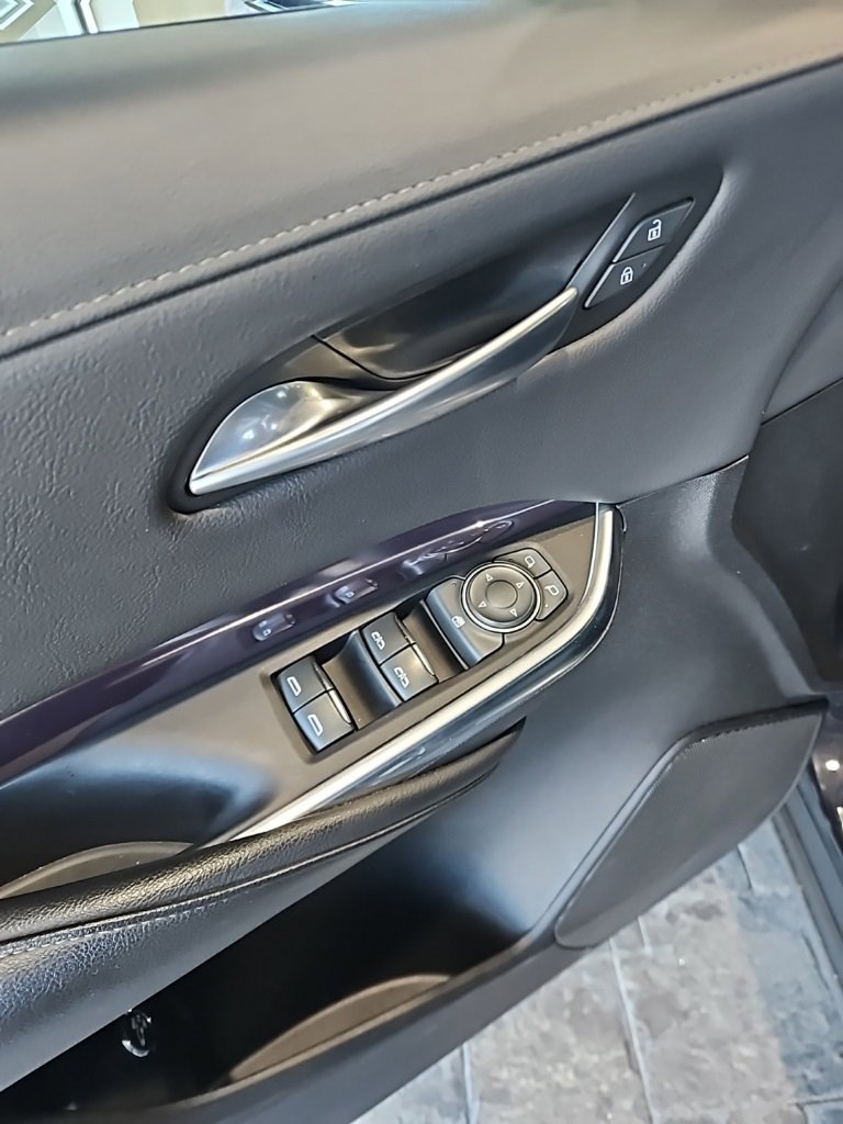 Used 2023 Cadillac XT4 Luxury image 27