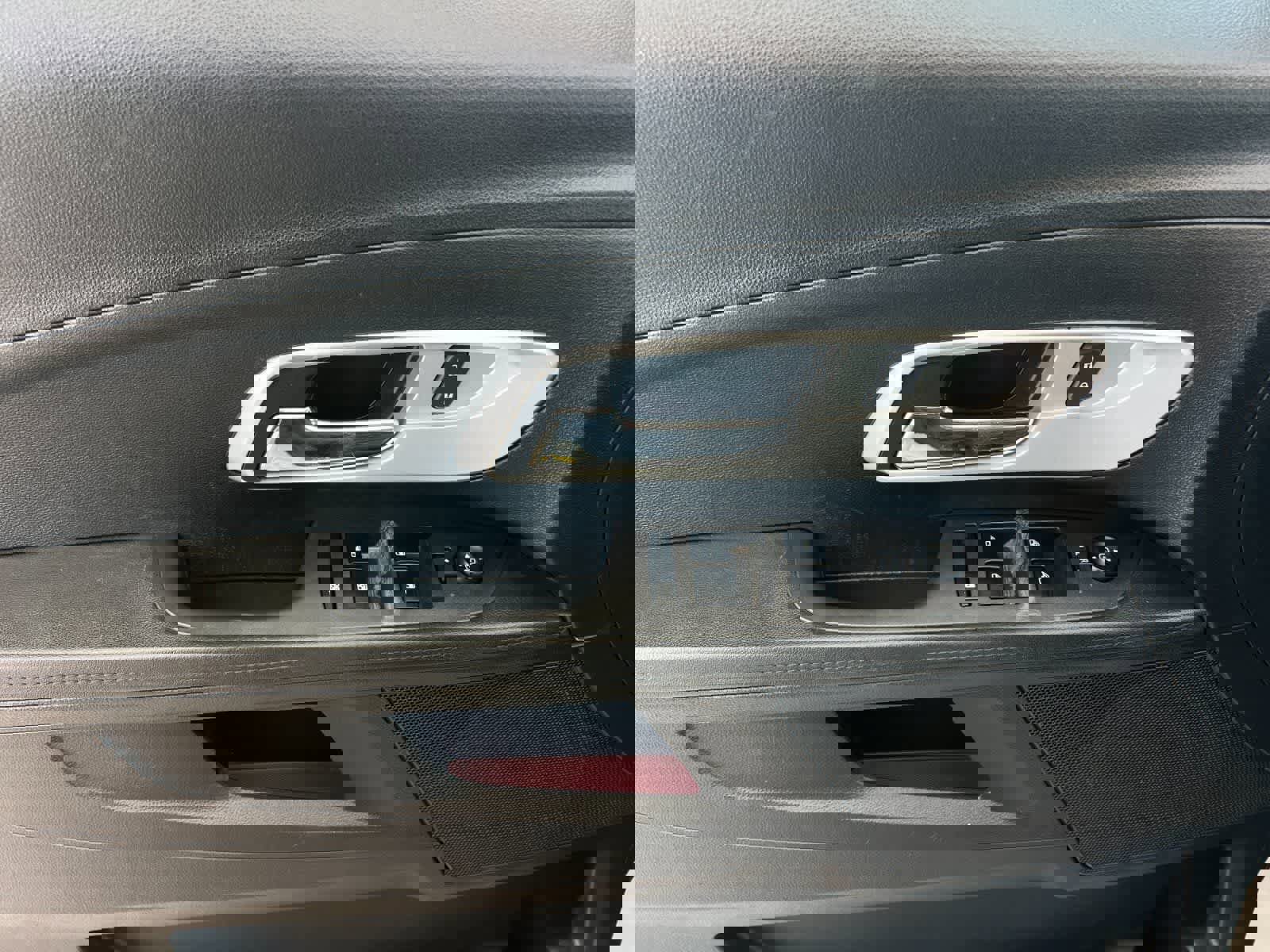 Used 2016 Chevrolet Equinox LS image 13