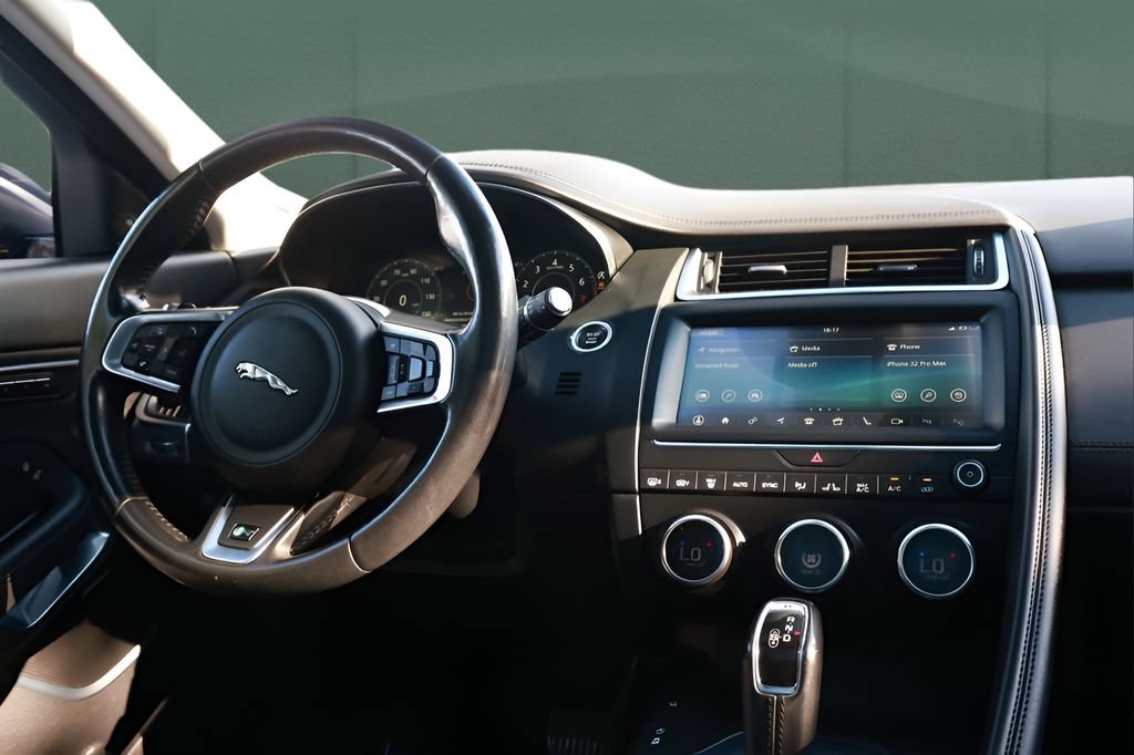 Used 2019 Jaguar E-PACE SE AWD/4WD image 30
