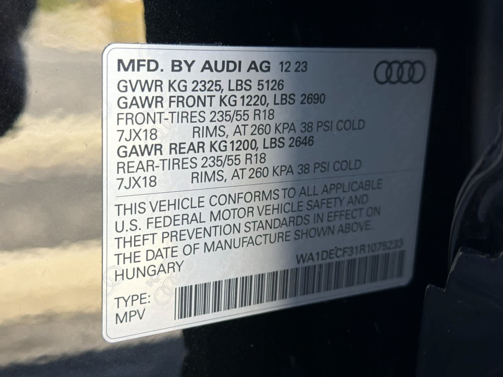Used 2024 Audi Q3 2.0T Premium w/ Convenience Package AWD/4WD image 29