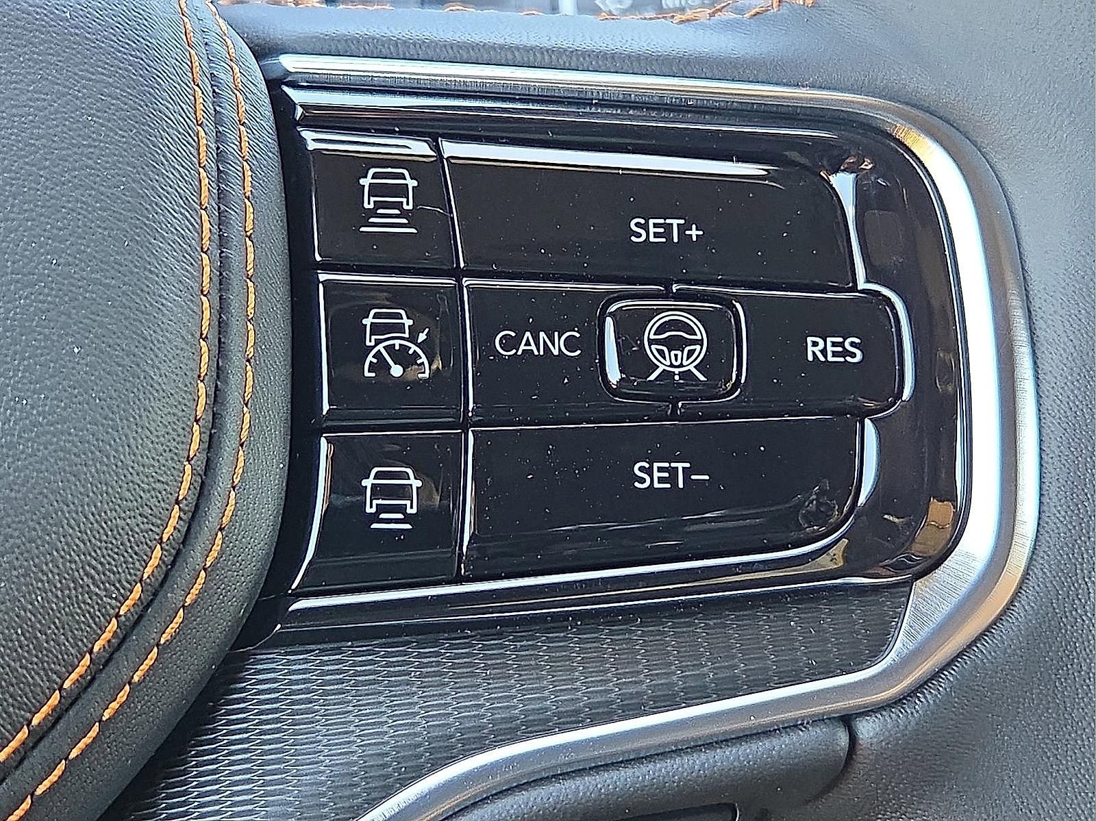 New 2026 Jeep Grand Wagoneer Summit AWD/4WD image 19