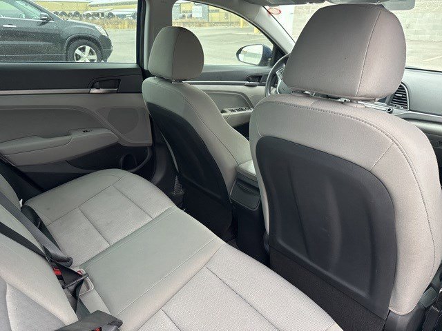 Used 2017 Hyundai Elantra SE image 14