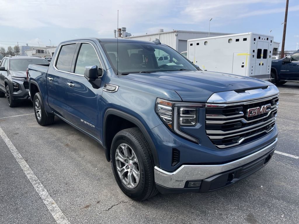 Used 2024 GMC Sierra 1500 SLT image 13