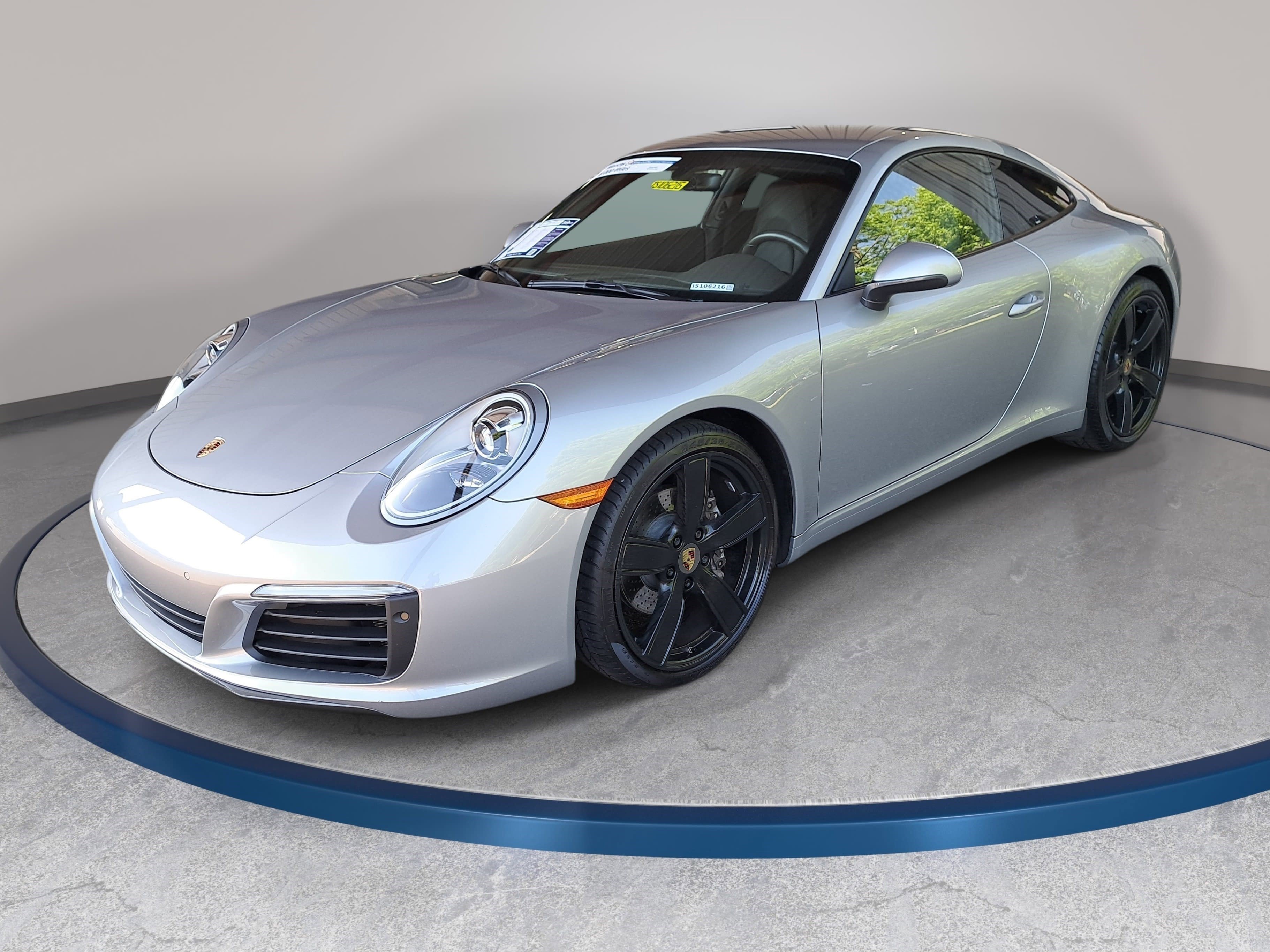 Used 2018 Porsche 911 Carrera RWD image 1