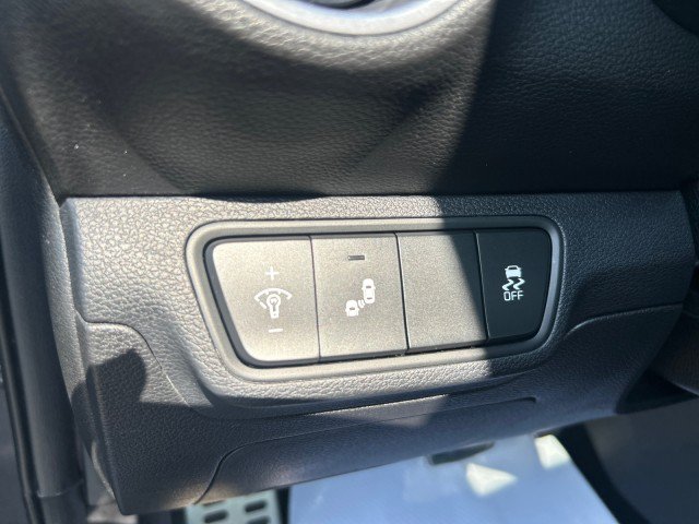 Used 2023 Kia Forte GT-Line w/ GT-Line Premium Package FWD image 13