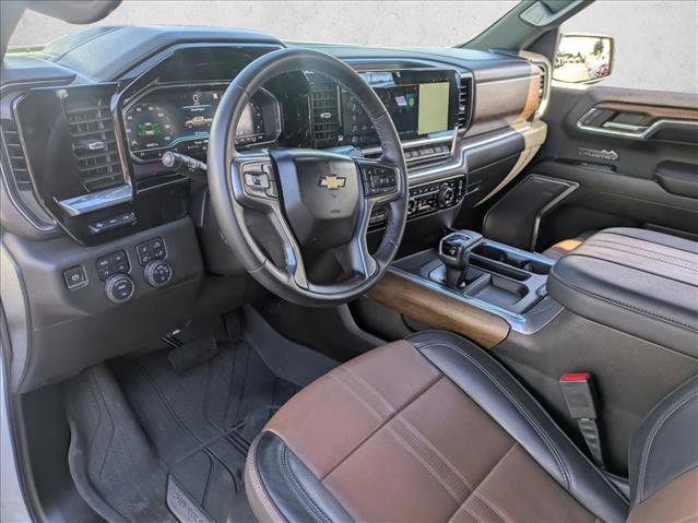 Certified 2023 Chevrolet Silverado 1500 High Country w/ Technology Package image 9