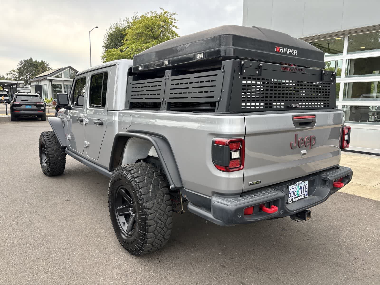 Certified 2021 Jeep Gladiator Rubicon AWD/4WD image 3
