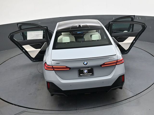 New 2026 BMW 530i xDrive w/ M Sport Package image 38