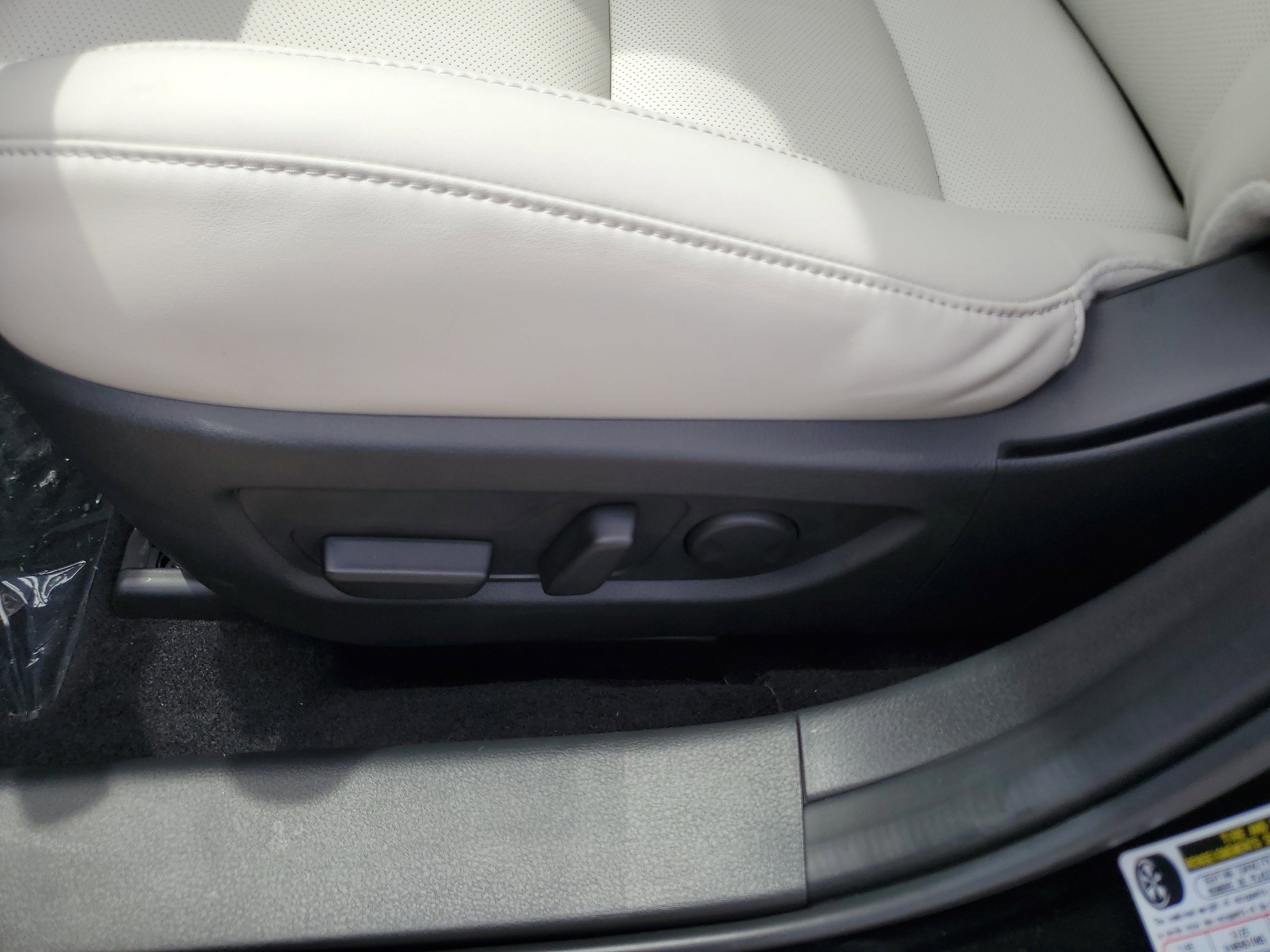 Used 2025 MAZDA CX-30 2.5 Turbo w/ Premium Plus Pkg image 17