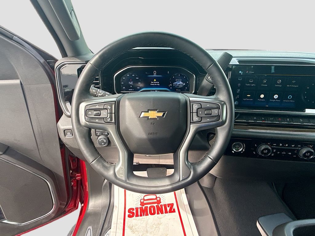 Used 2023 Chevrolet Silverado 1500 LT AWD/4WD image 11