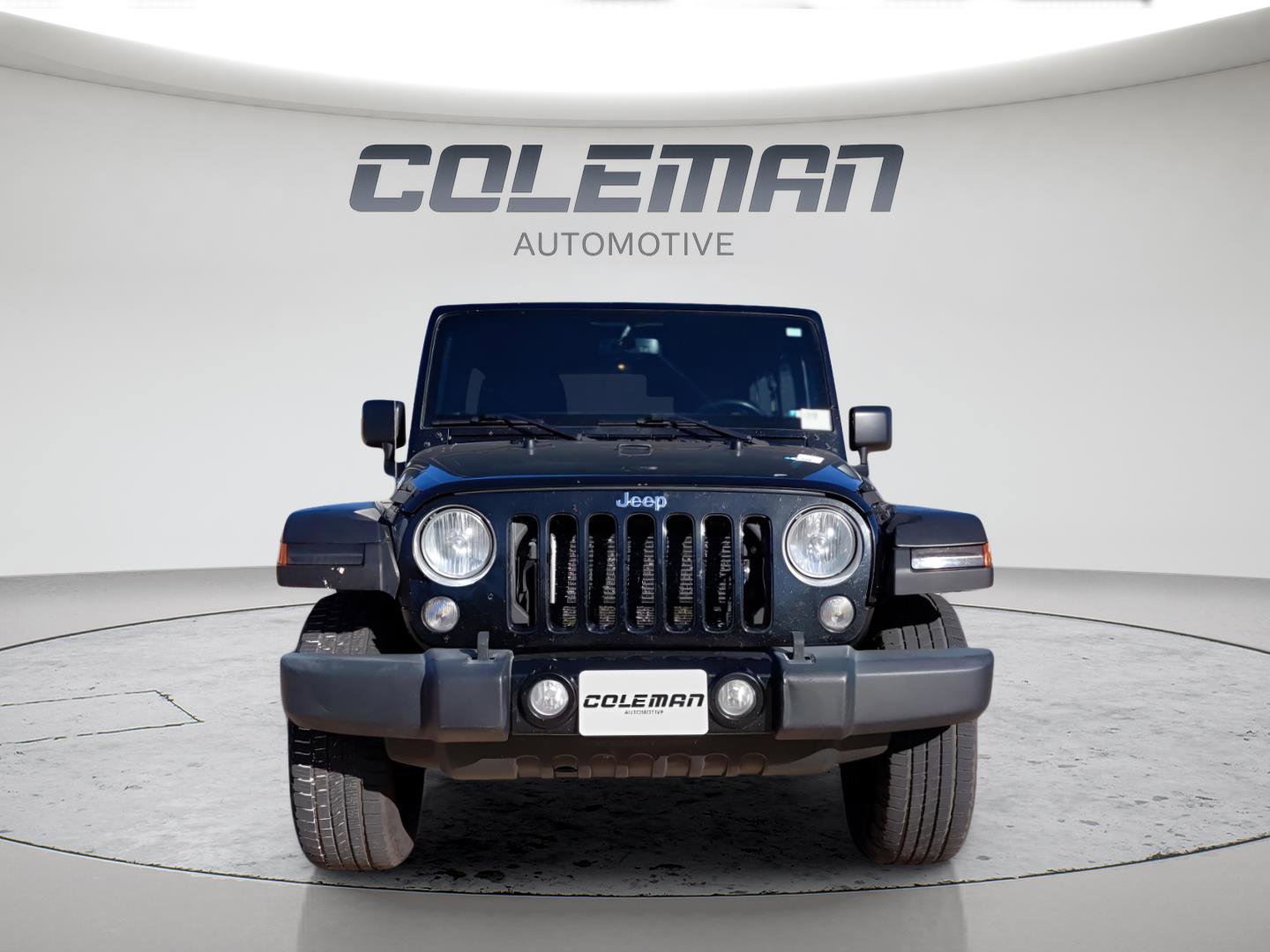 Used 2018 Jeep Wrangler Unlimited Sahara image 2